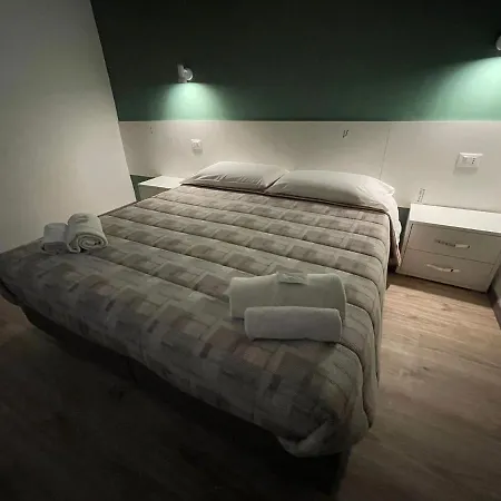 לינה וארוחת בוקר Cernaia רומא