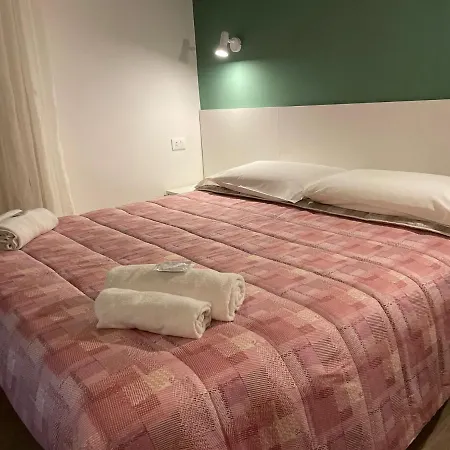 לינה וארוחת בוקר Cernaia